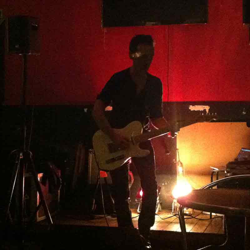 Likewolf Electro Blues Live in Barcelona Guitar Player on Stage